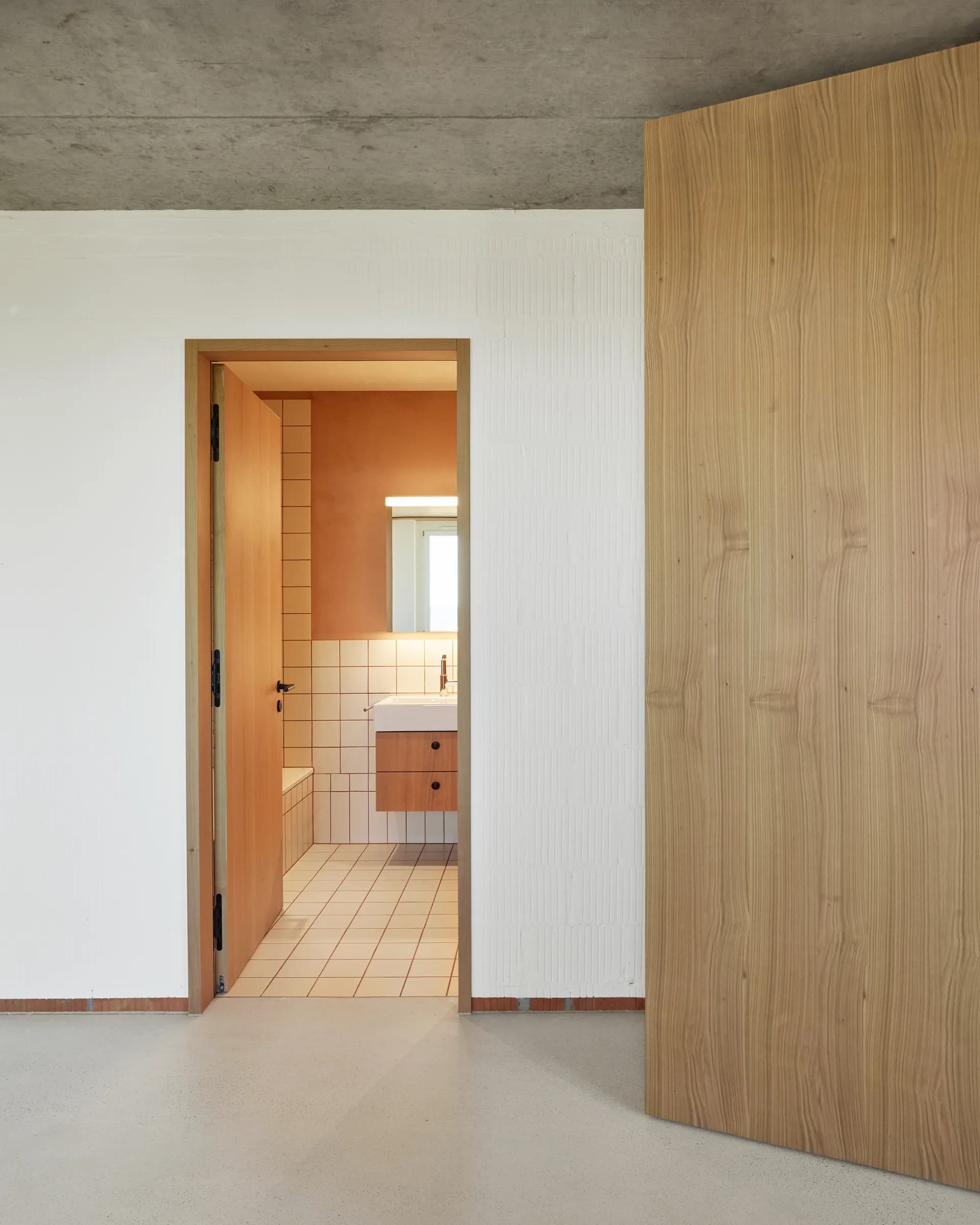 idA ROOT, Architektur-Innenraum mit Mion-Boden